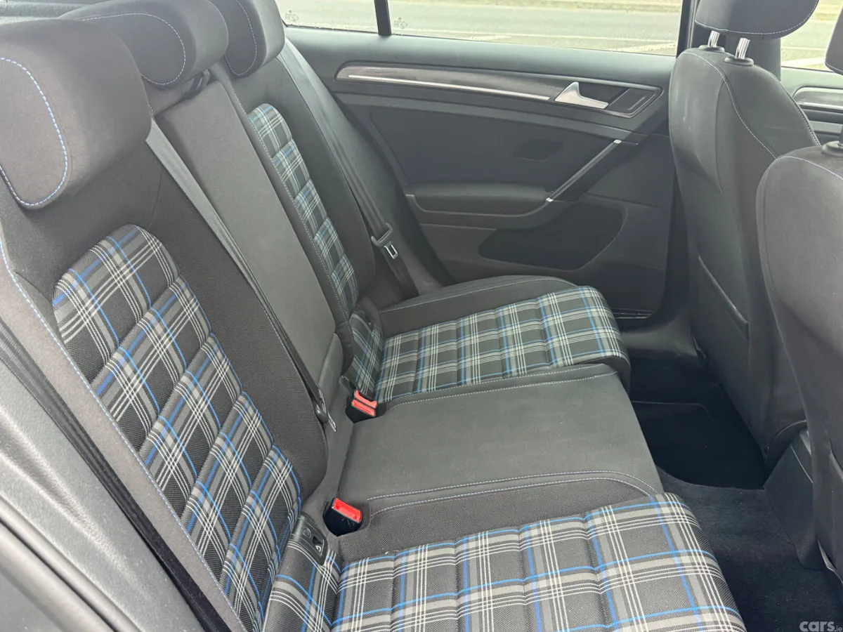 Volkswagen Golf Hatchback, Petrol Plug-in Hybrid, 2018, Grey