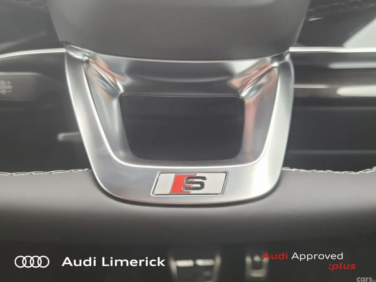 Audi Q8 SUV, Petrol Plug-in Hybrid, 2026, Blue