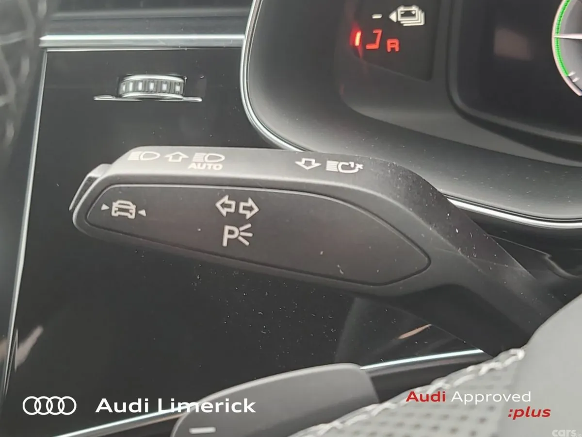 Audi Q8 SUV, Petrol Plug-in Hybrid, 2026, Blue