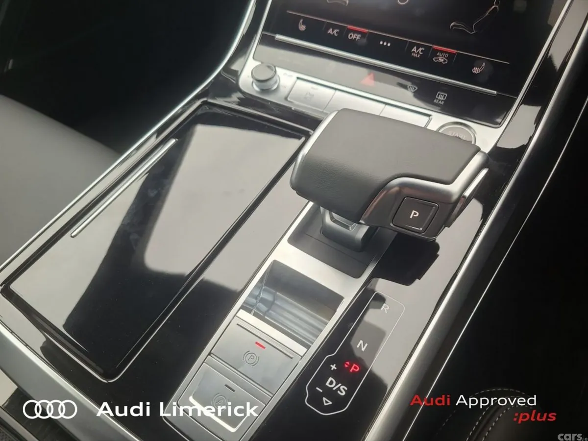 Audi Q8 SUV, Petrol Plug-in Hybrid, 2026, Blue