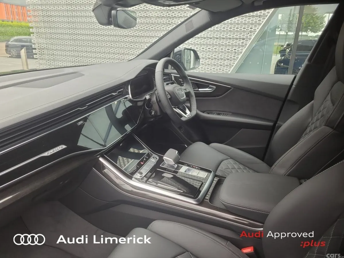 Audi Q8 SUV, Petrol Plug-in Hybrid, 2026, Blue