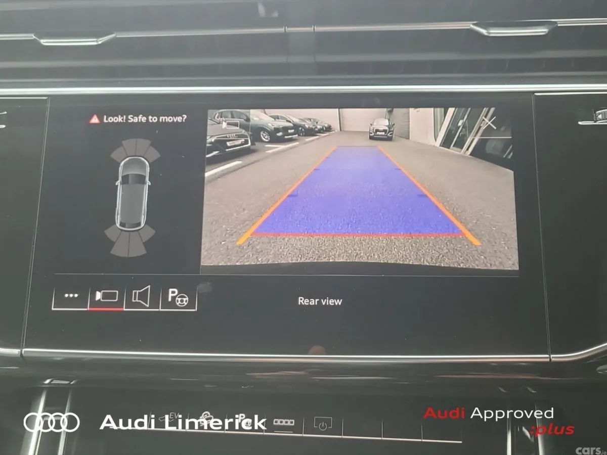 Audi Q8 SUV, Petrol Plug-in Hybrid, 2026, Blue