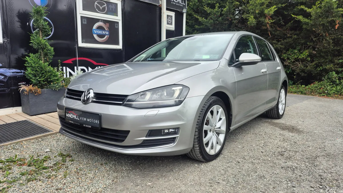 Volkswagen Golf Hatchback, Petrol, 2013, Silver