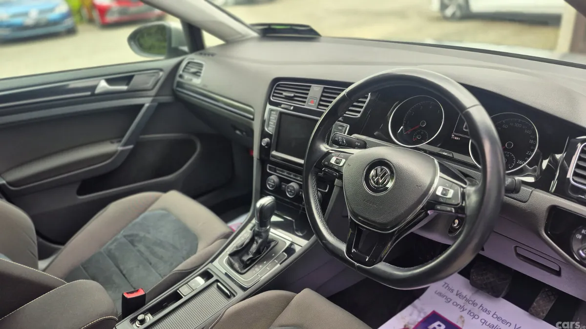 Volkswagen Golf Hatchback, Petrol, 2013, Silver