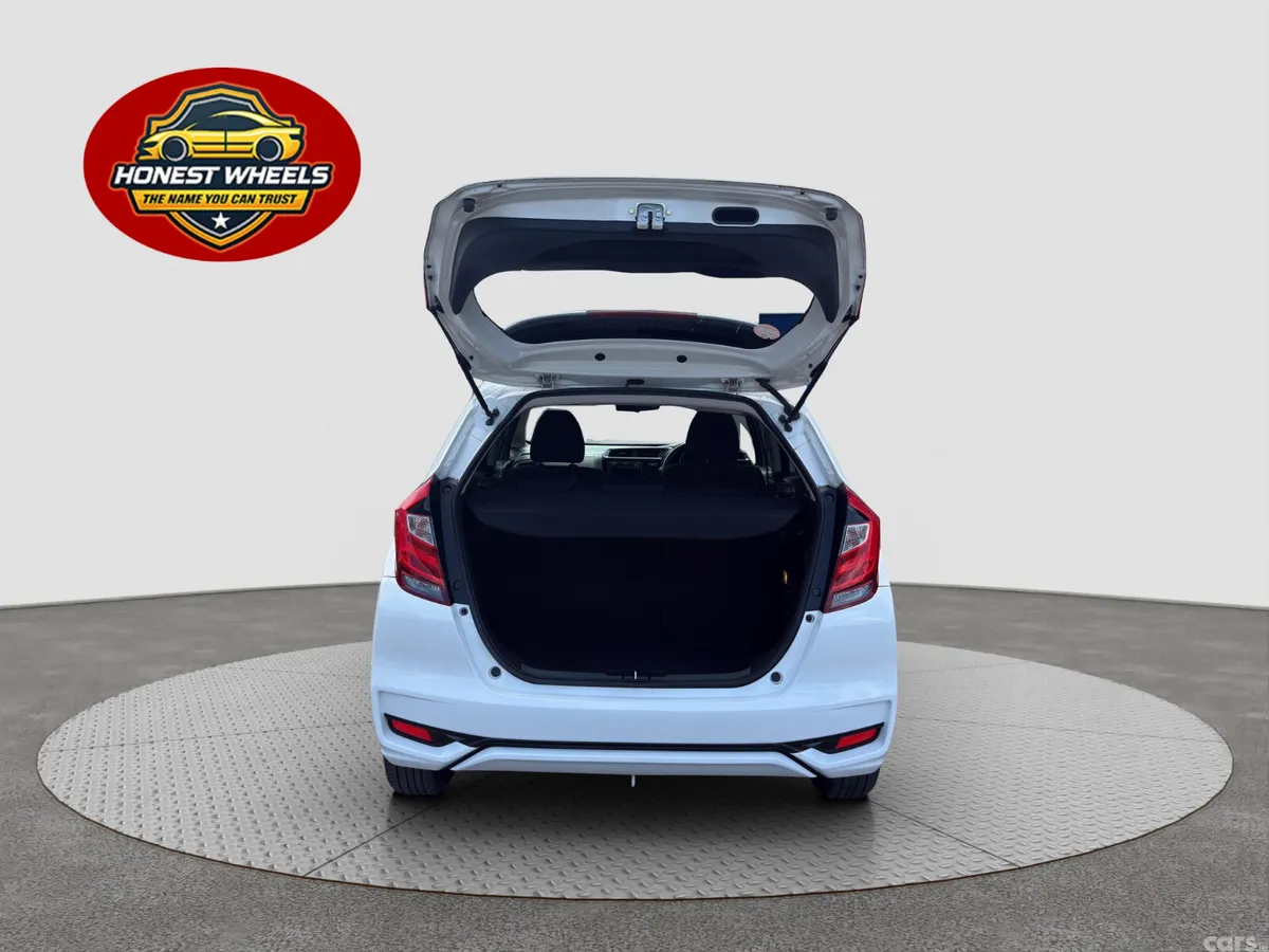 Honda Fit Hatchback, Petrol Hybrid, 2019, White