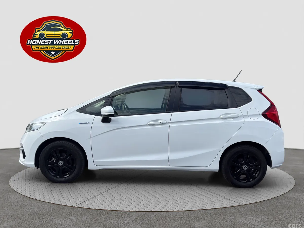 Honda Fit Hatchback, Petrol Hybrid, 2019, White