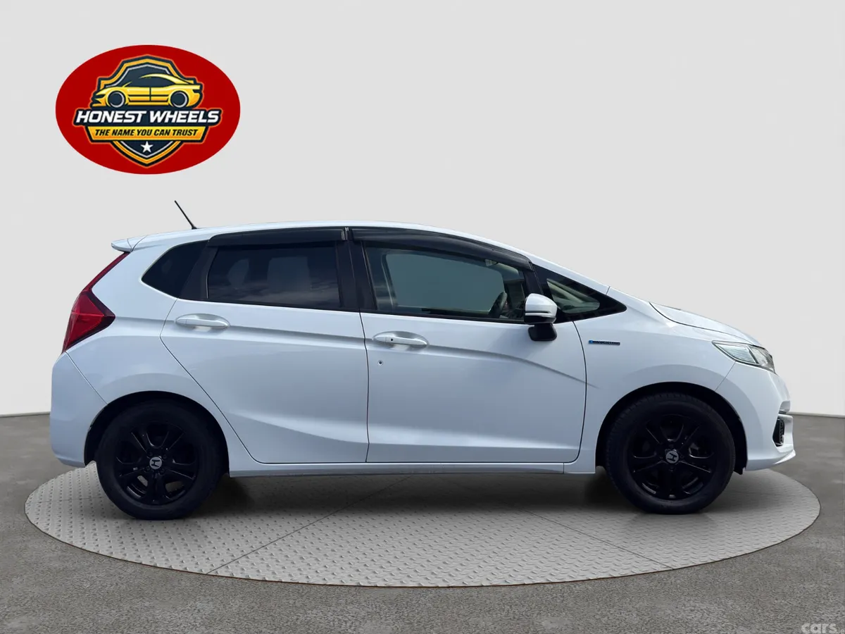 Honda Fit Hatchback, Petrol Hybrid, 2019, White