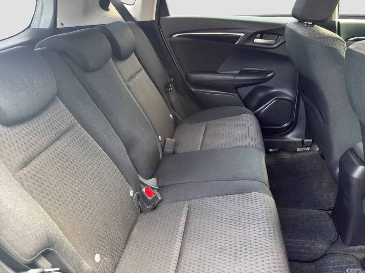 Honda Fit Hatchback, Petrol Hybrid, 2019, White