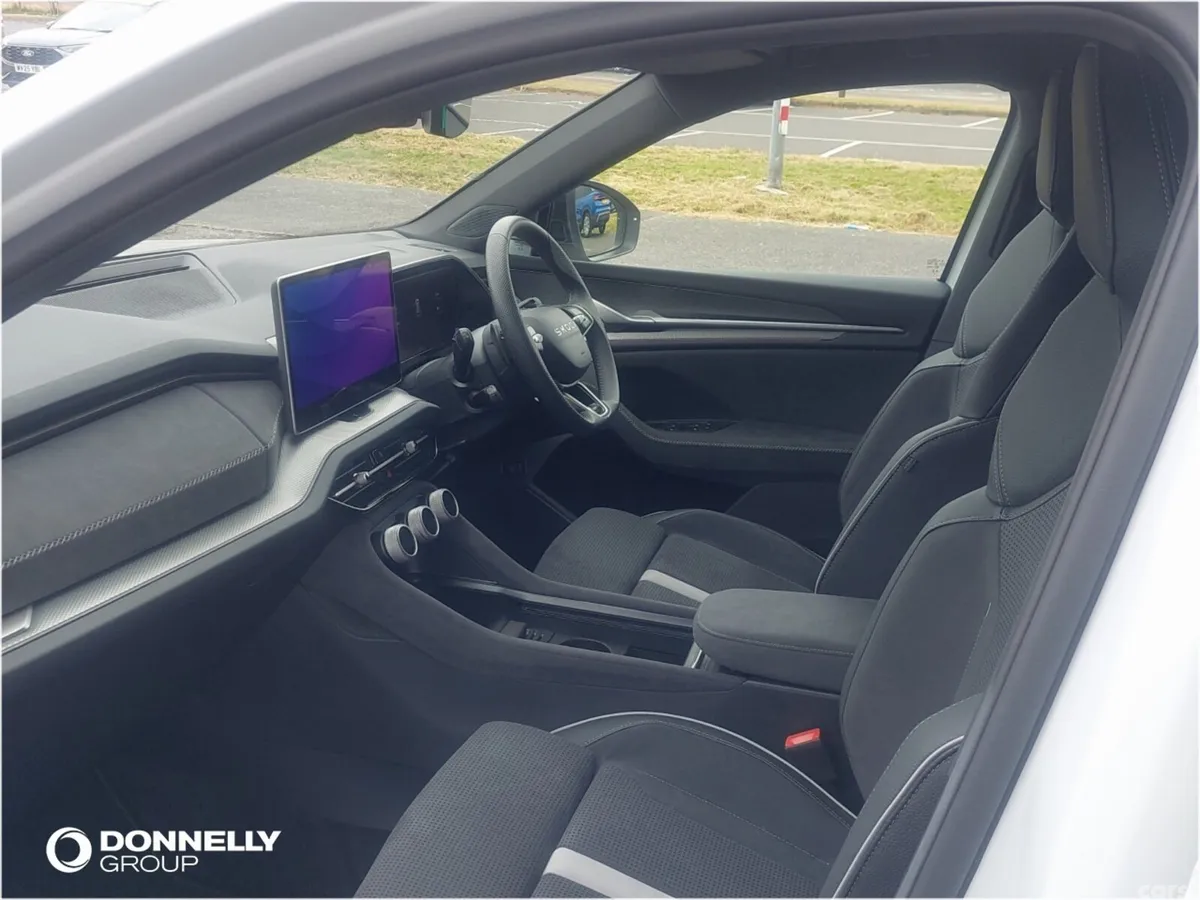 Skoda Kodiaq Estate, Diesel, 2026, White