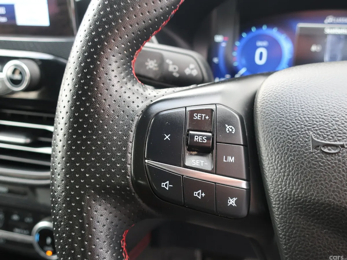 Ford Kuga SUV, Petrol Plug-in Hybrid, 2023, White