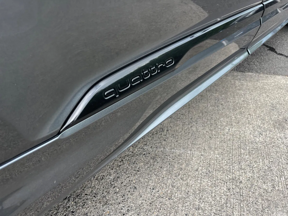 Audi Q7 SUV, Petrol Plug-in Hybrid, 2021, Grey