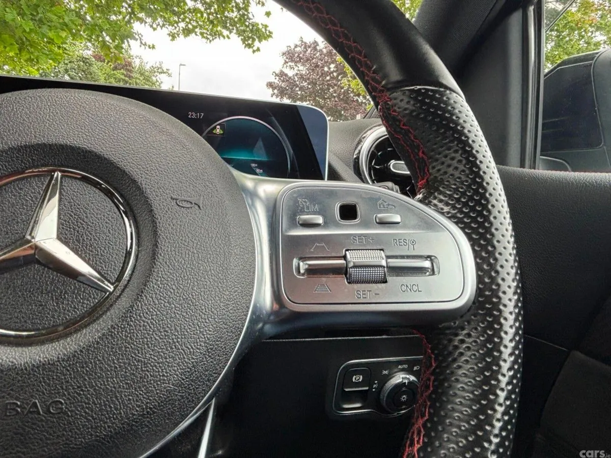 Mercedes-Benz B-Class MPV, Diesel, 2021, Black