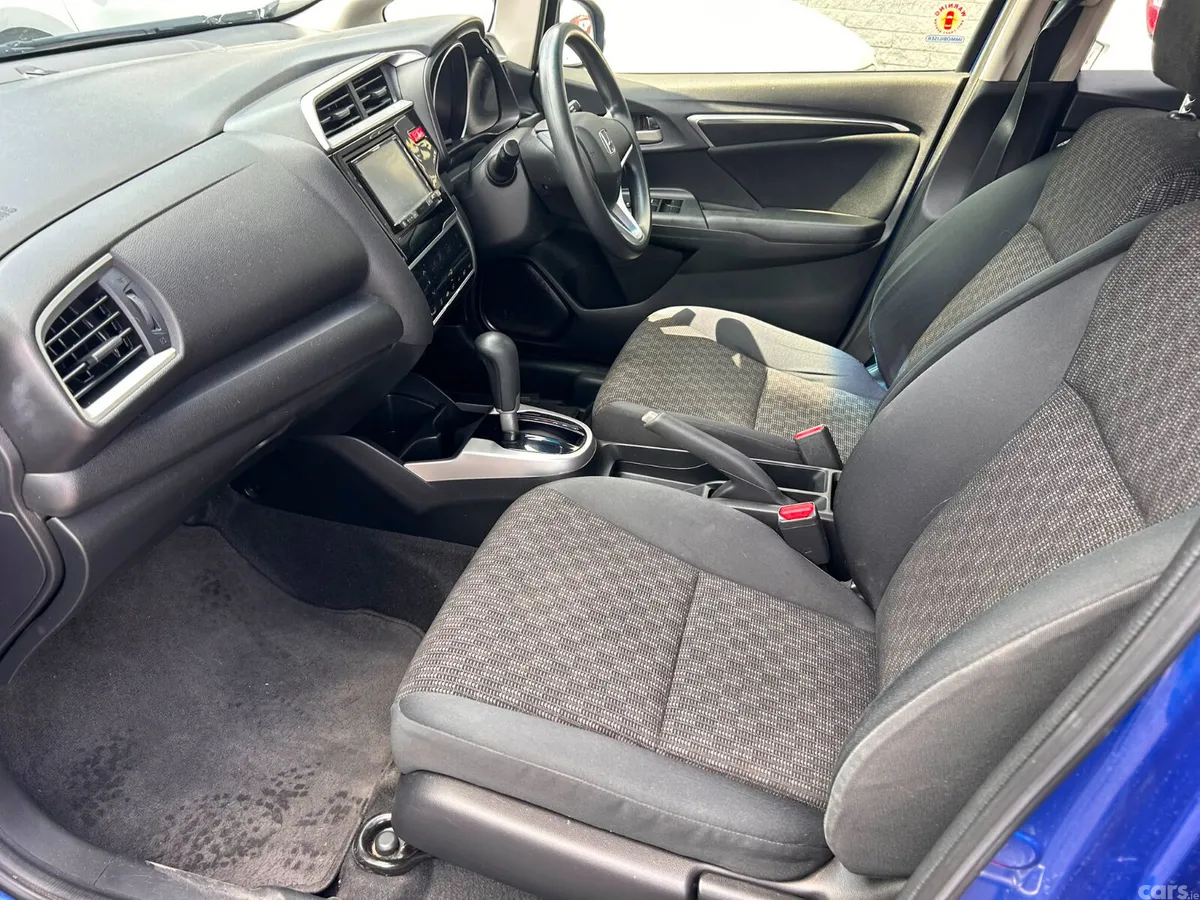 Honda Fit Hatchback, Petrol, 2017, Blue