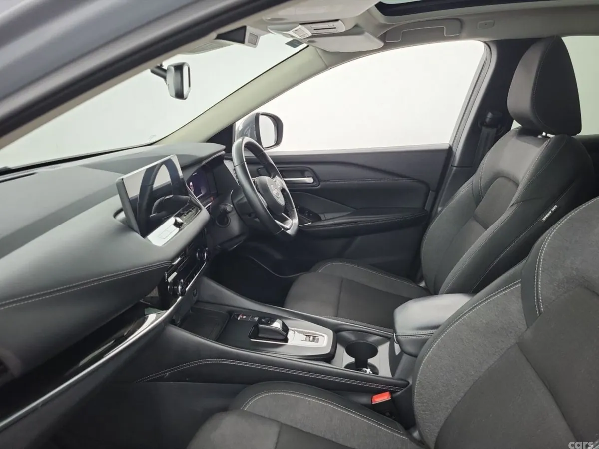 Nissan Qashqai MPV, Petrol Hybrid, 2023, Grey