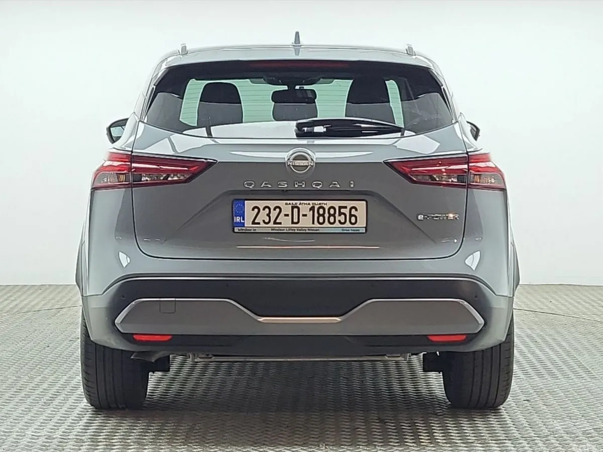 Nissan Qashqai MPV, Petrol Hybrid, 2023, Grey