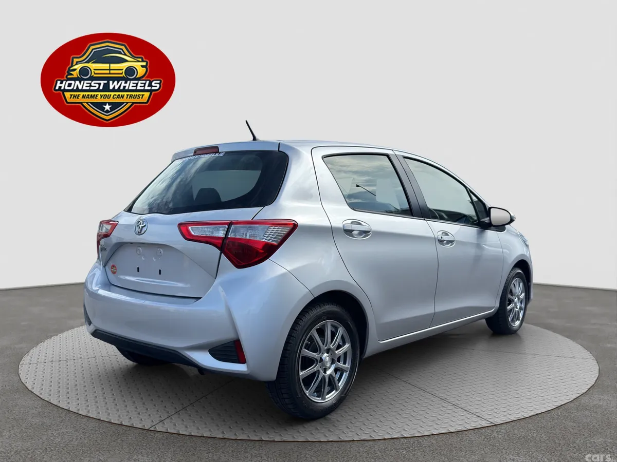 Toyota Vitz Hatchback, Petrol, 2017, Silver