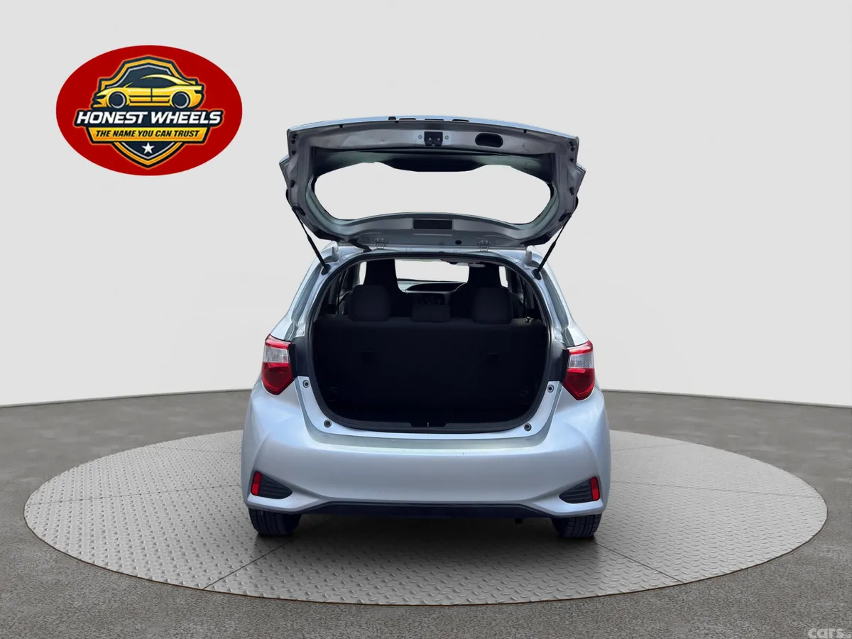 Toyota Vitz Hatchback, Petrol, 2017, Silver