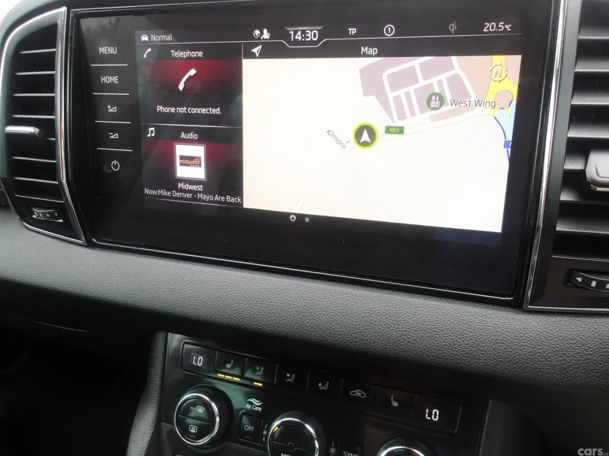Skoda Karoq SUV, Diesel, 2023, Grey