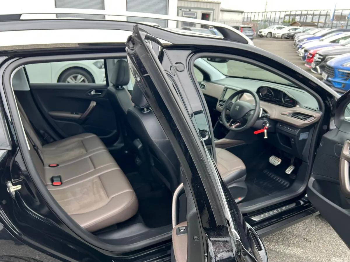 Peugeot 2008 SUV, Petrol, 2014, Black