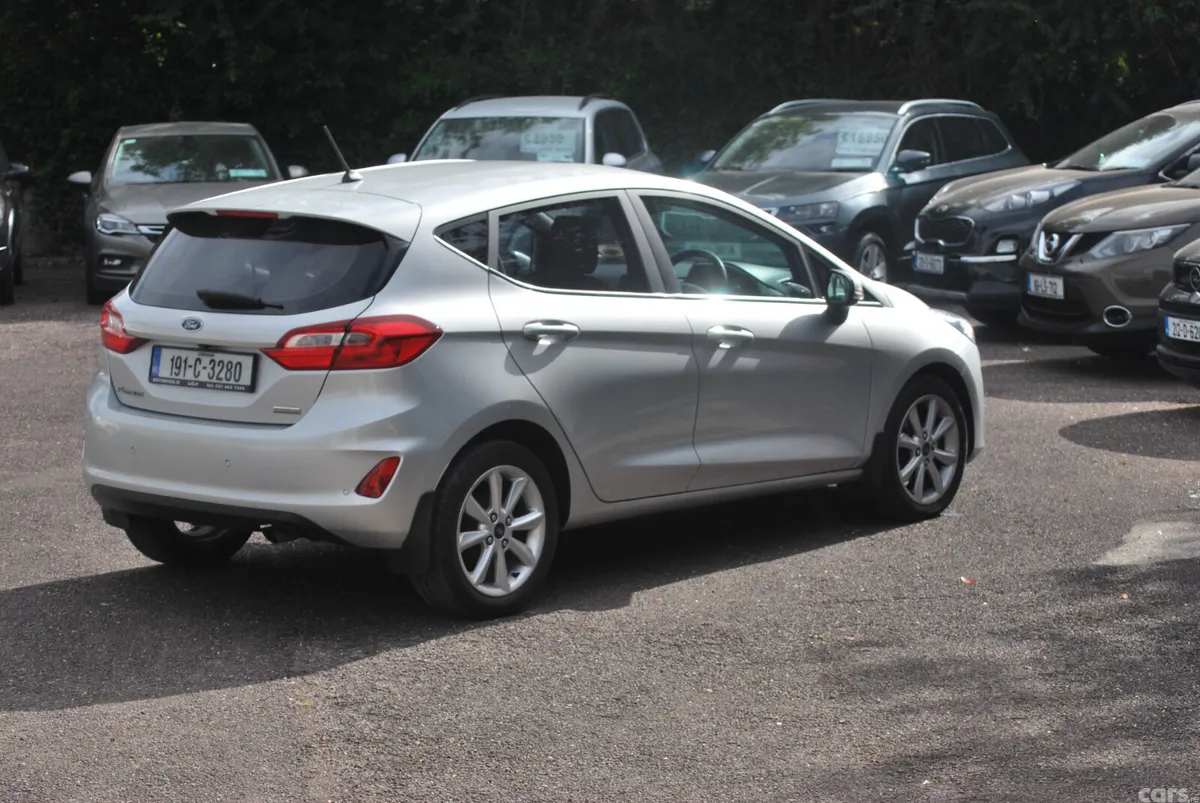 Ford Fiesta Hatchback, Diesel, 2019, Grey