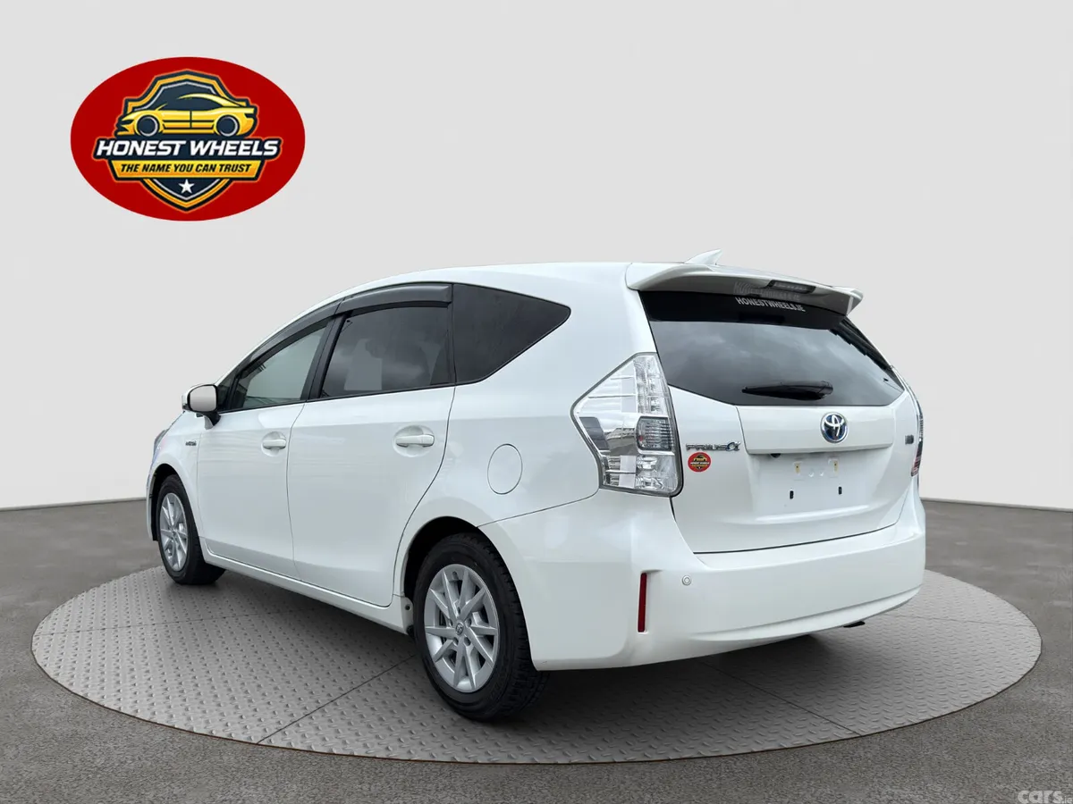 Toyota Prius MPV, Petrol Hybrid, 2013, White
