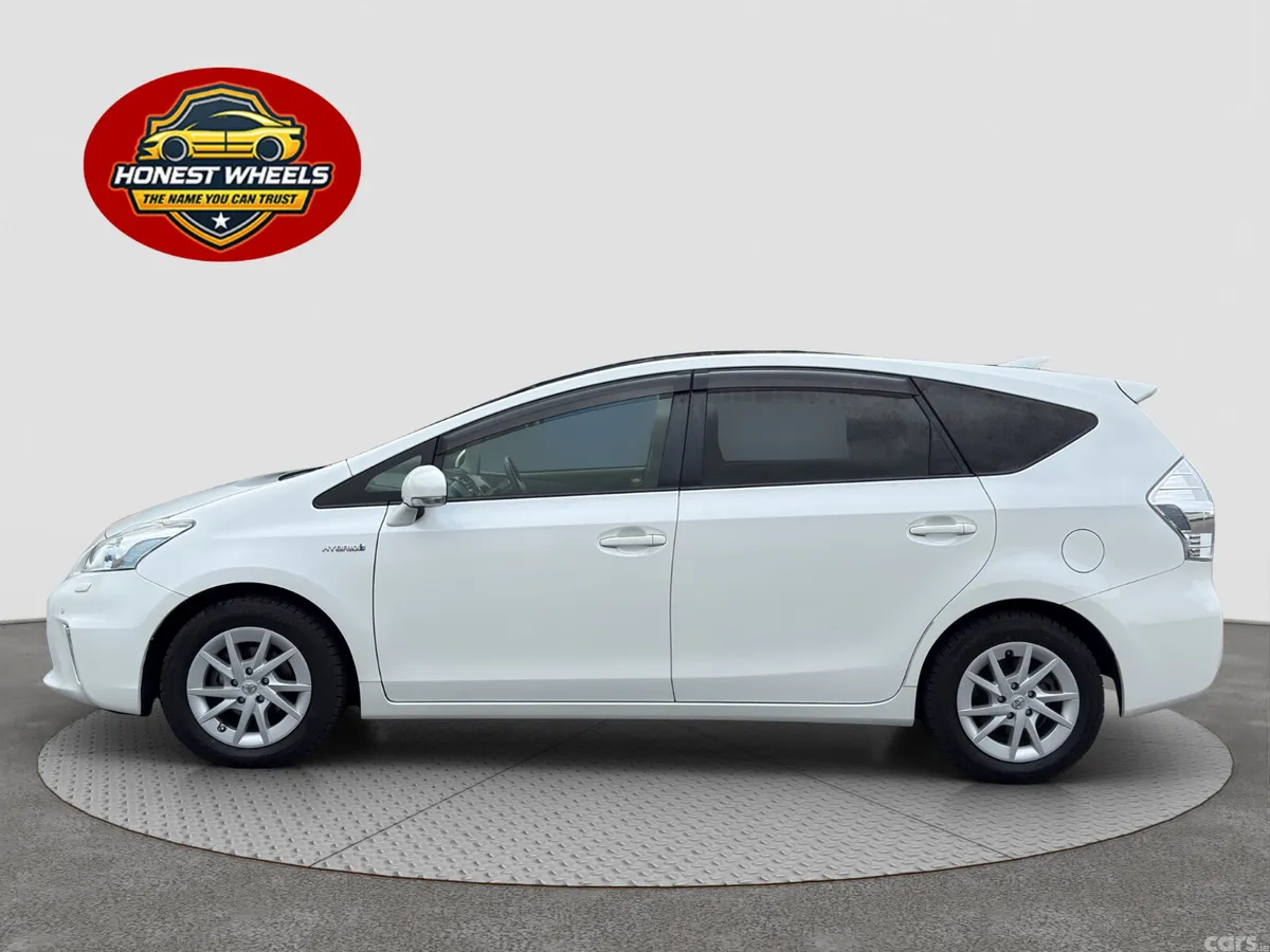 Toyota Prius MPV, Petrol Hybrid, 2013, White