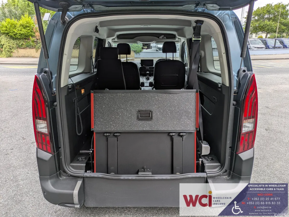 Peugeot Rifter MPV, Diesel, 2025, Blue