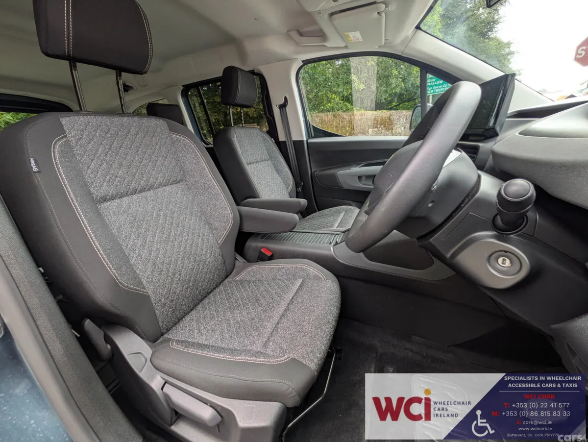 Peugeot Rifter MPV, Diesel, 2025, Blue