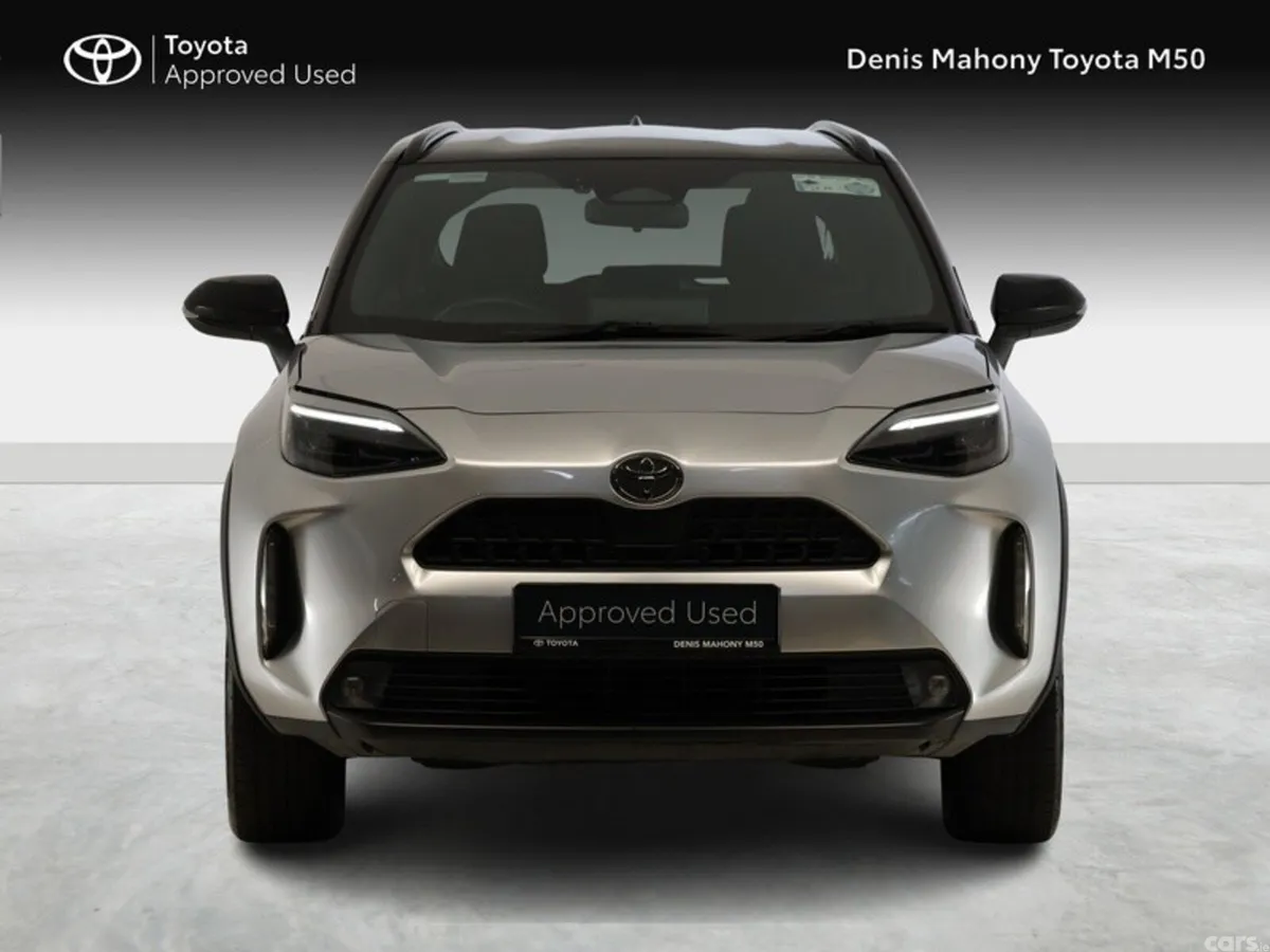 Toyota Yaris Cross SUV, Petrol Hybrid, 2025, Grey