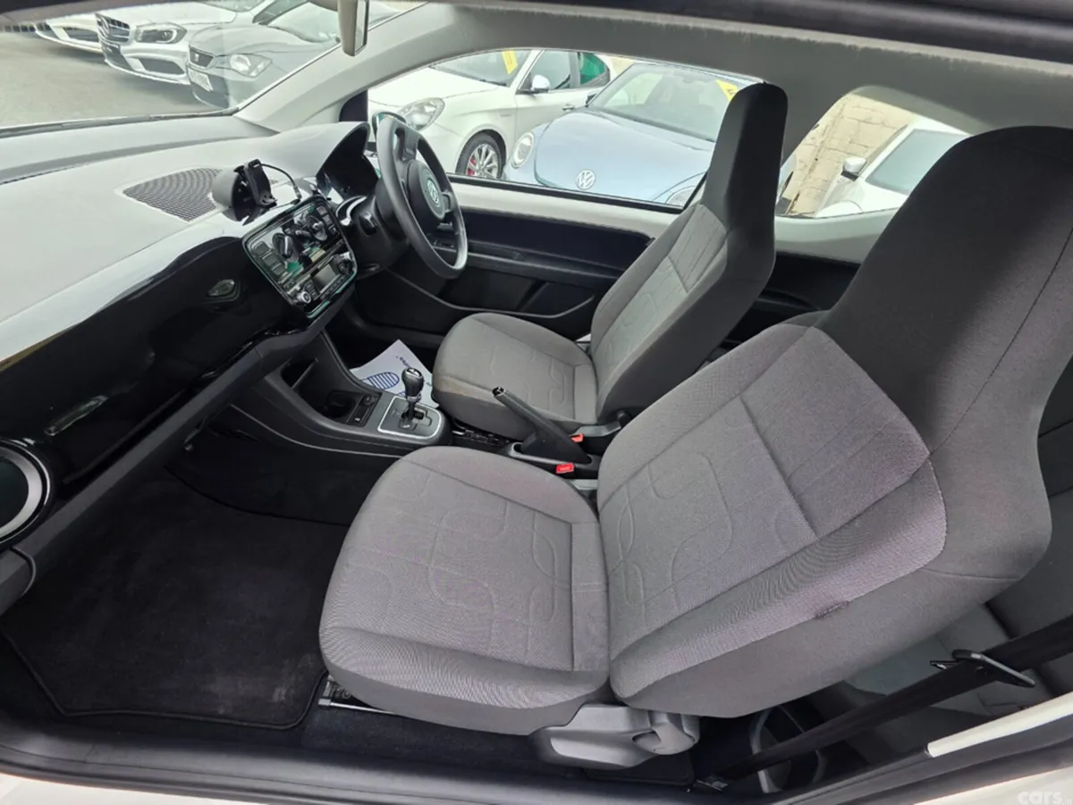 Volkswagen up! Hatchback, Petrol, 2013, White