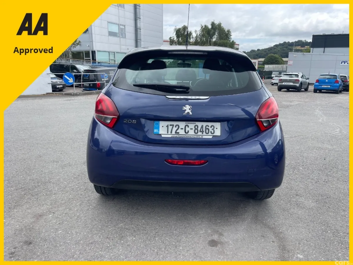 Peugeot 208 Hatchback, Diesel, 2017, Blue