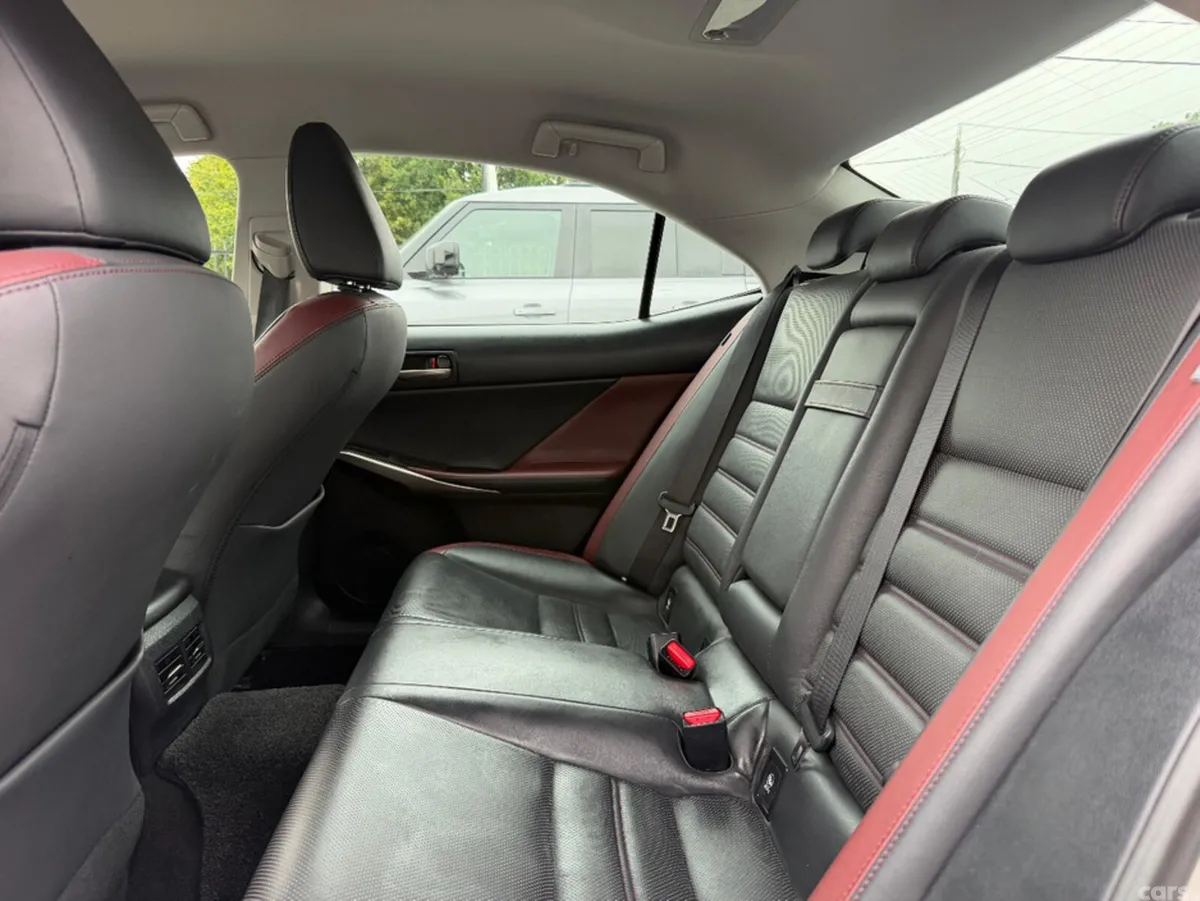Lexus IS Saloon, Petrol Hybrid, 2018, Silver