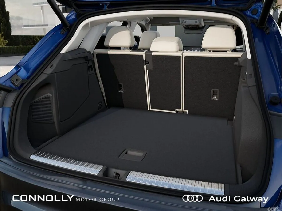 Audi Q3 SUV, Petrol Plug-in Hybrid, 2027, Blue