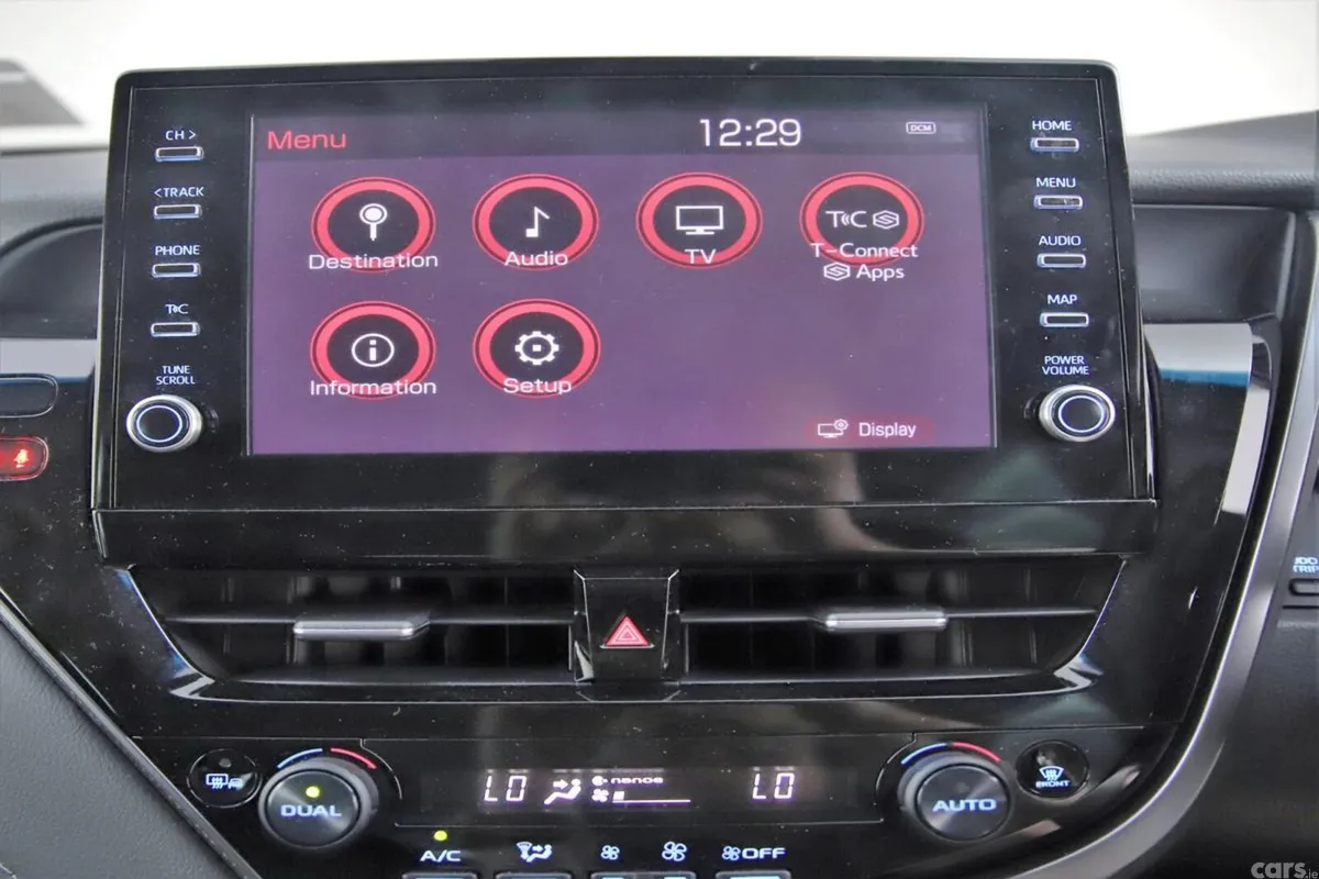 Toyota Camry Saloon, Petrol Hybrid, 2021, Red