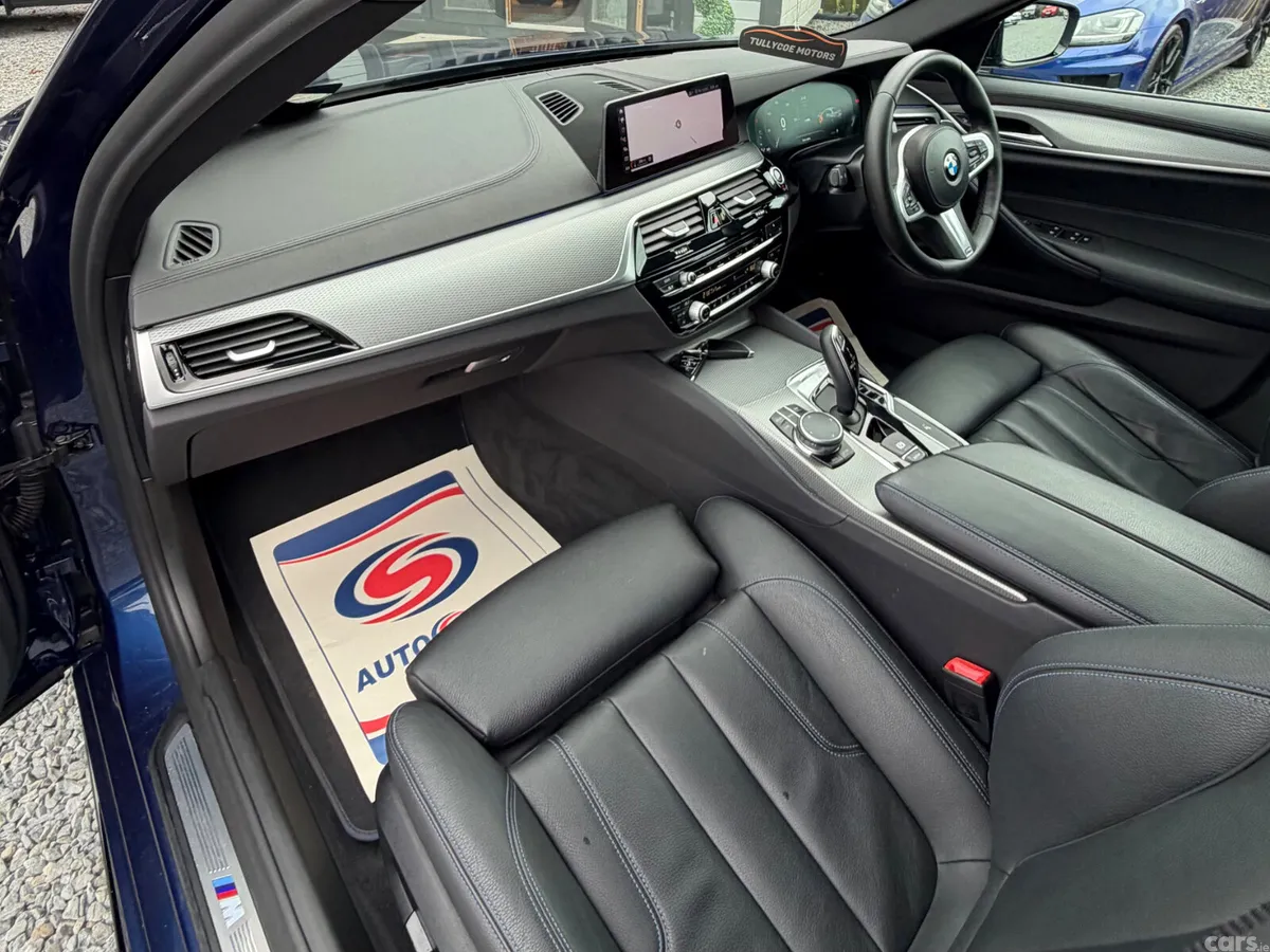 BMW 5-Series Saloon, Diesel, 2019, Blue