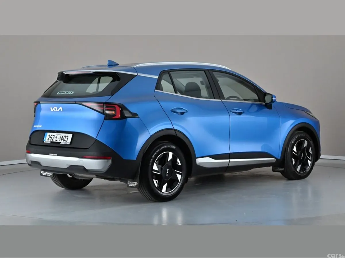 Kia Sportage SUV, Diesel Hybrid, 2025, Blue