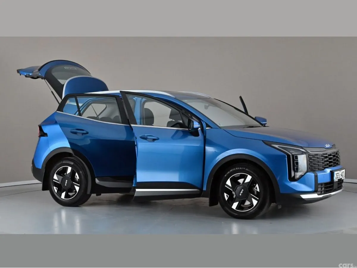 Kia Sportage SUV, Diesel Hybrid, 2025, Blue