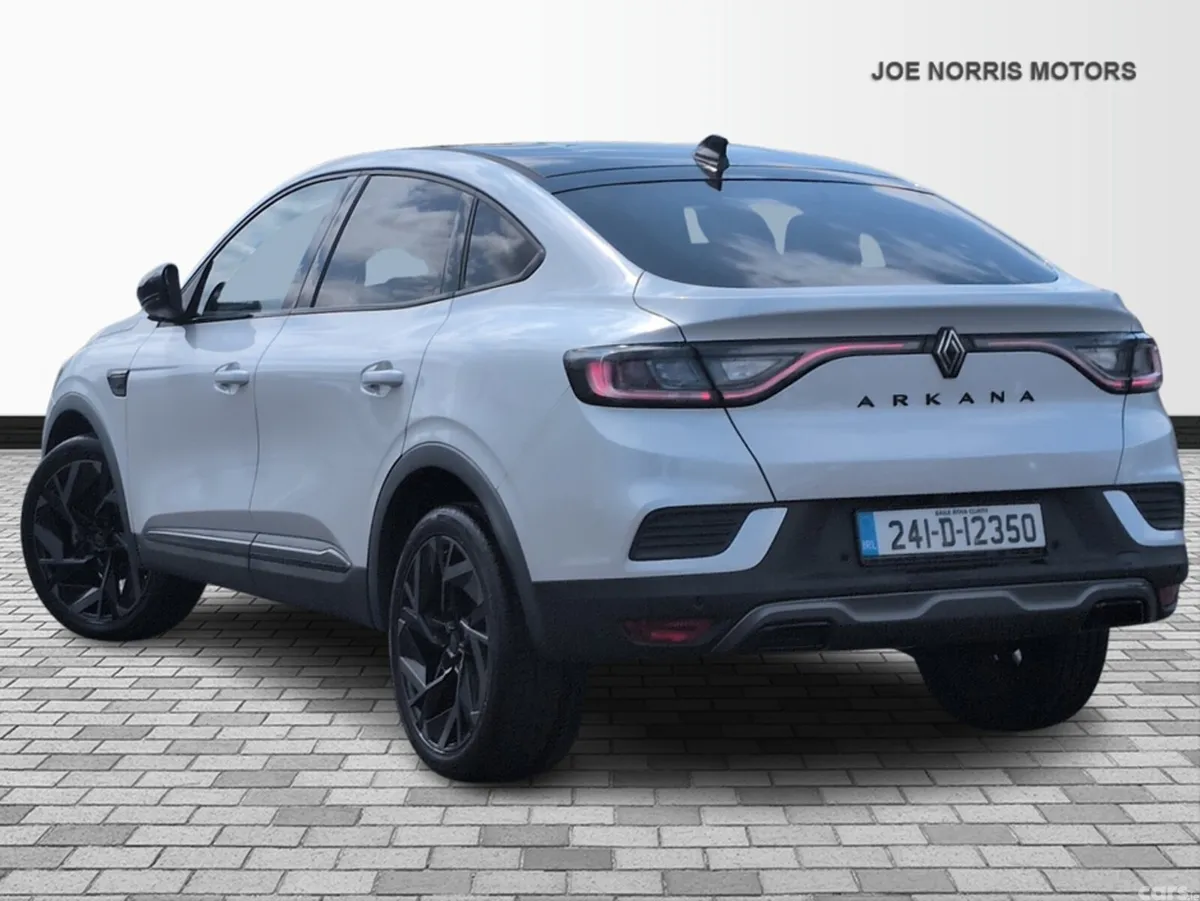 Renault Arkana Hatchback, Petrol, 2024, White
