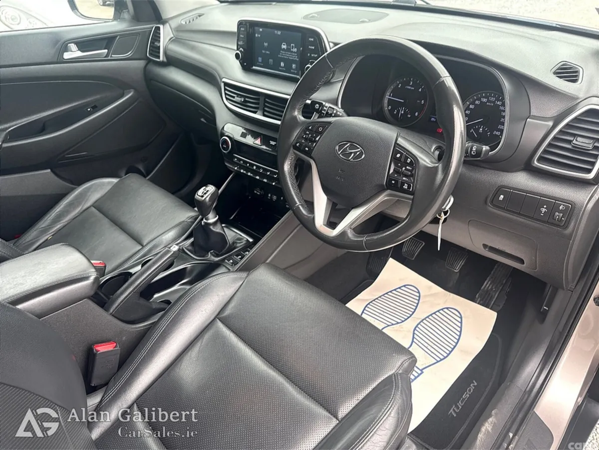 Hyundai Tucson MPV, Diesel, 2019, White