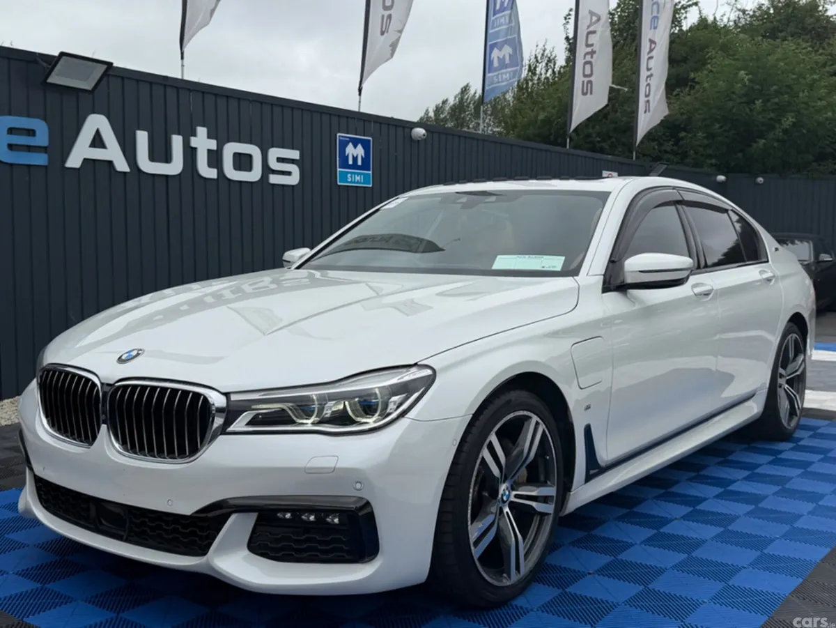 BMW 7-Series Saloon, Petrol Plug-in Hybrid, 2018, White