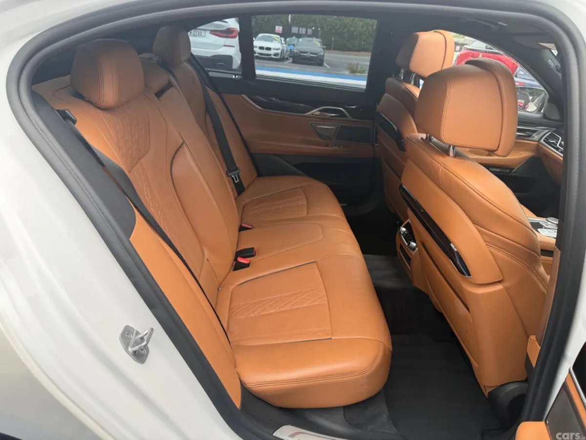 BMW 7-Series Saloon, Petrol Plug-in Hybrid, 2018, White