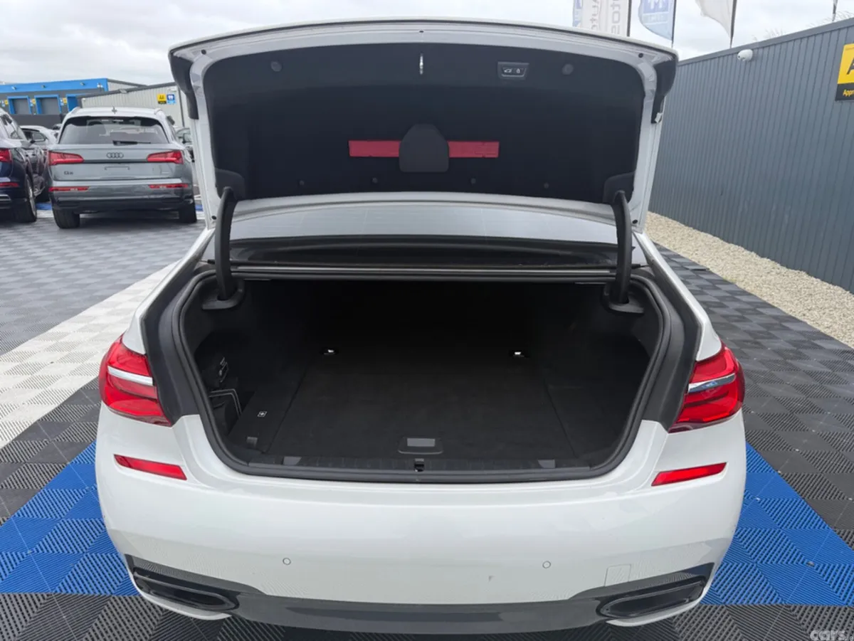 BMW 7-Series Saloon, Petrol Plug-in Hybrid, 2018, White