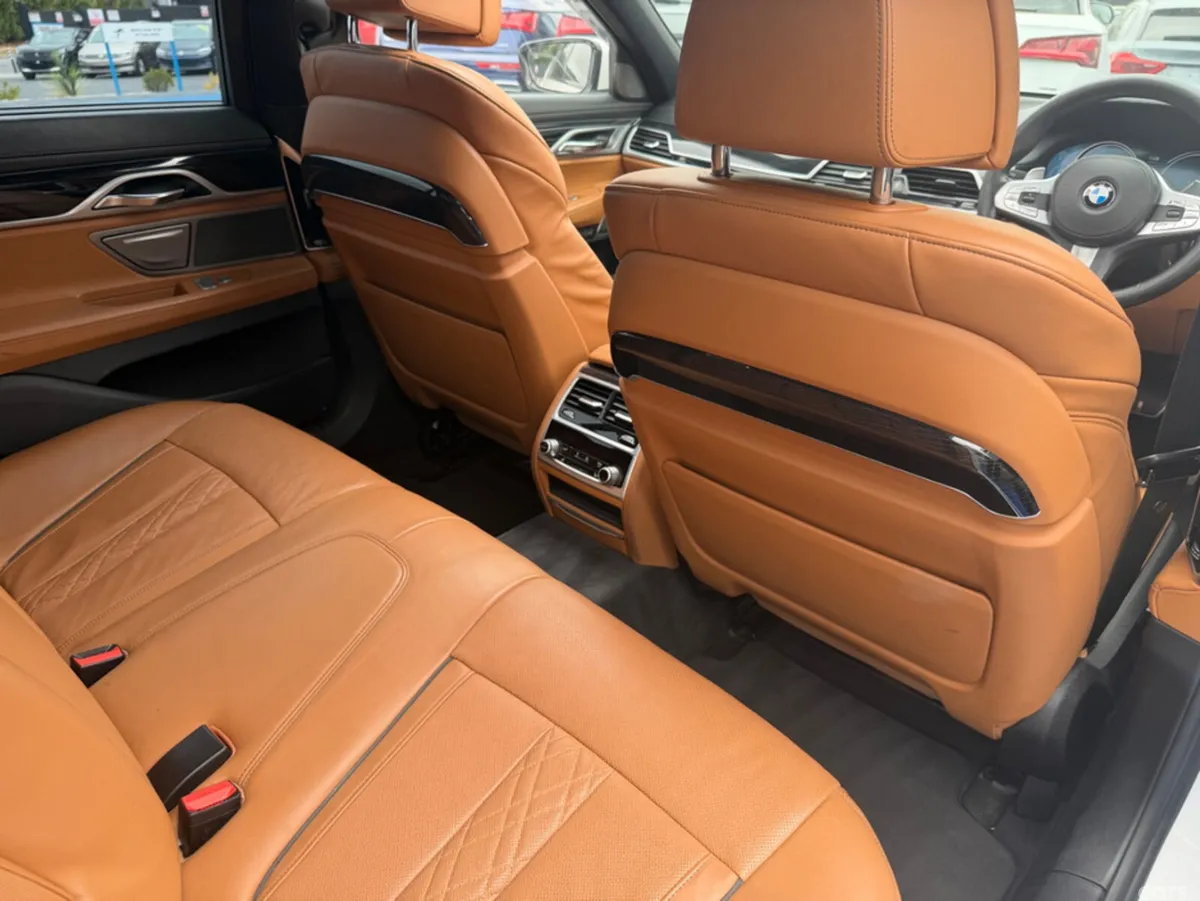 BMW 7-Series Saloon, Petrol Plug-in Hybrid, 2018, White