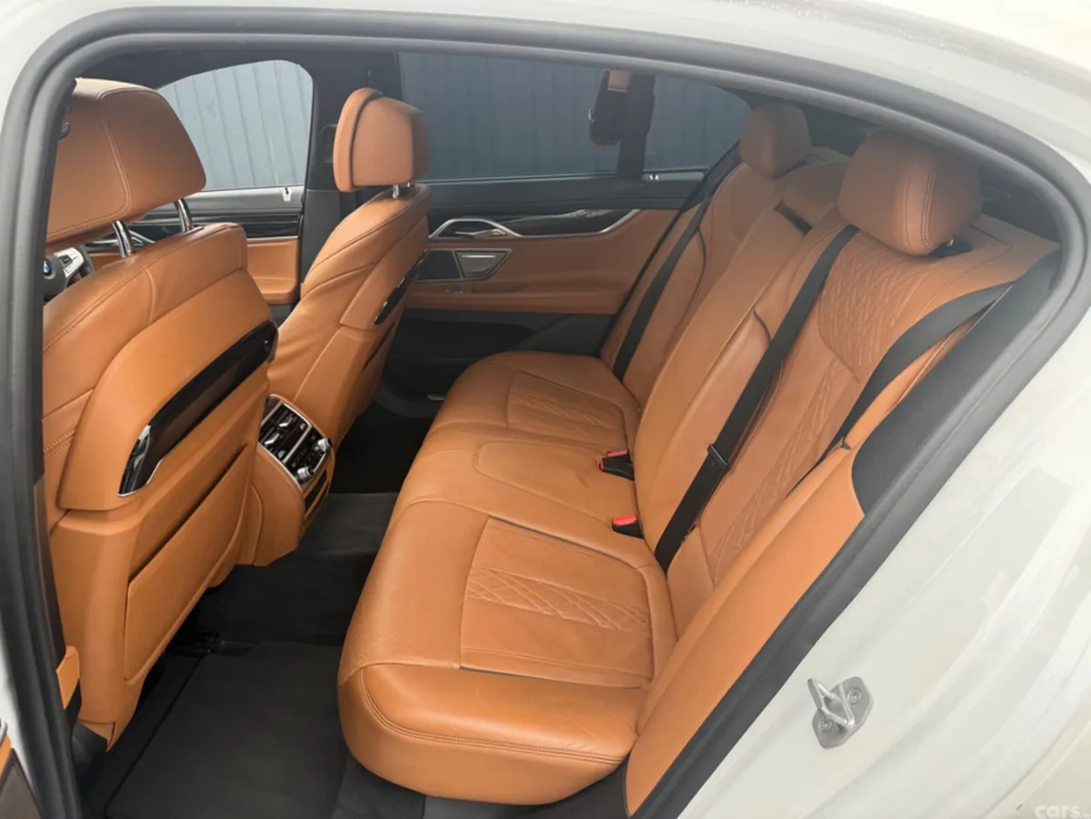 BMW 7-Series Saloon, Petrol Plug-in Hybrid, 2018, White