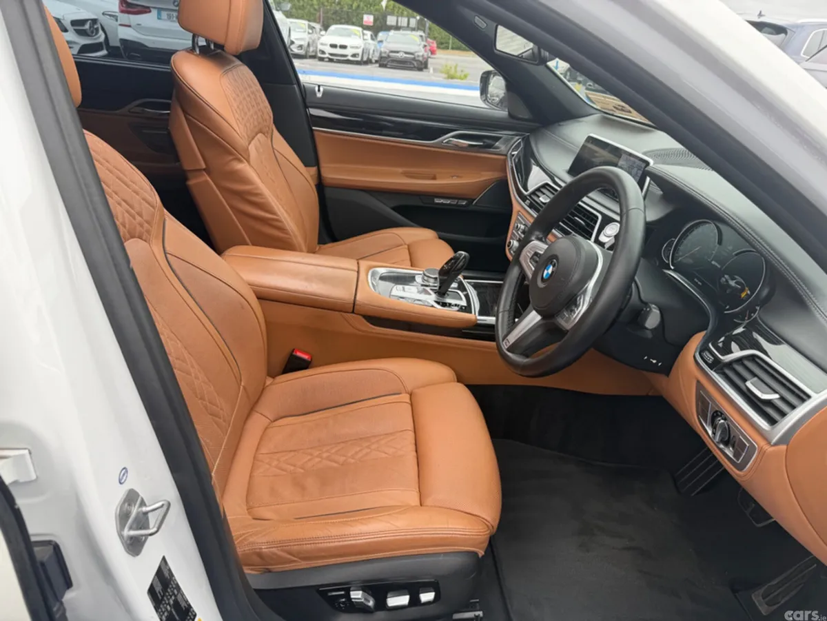 BMW 7-Series Saloon, Petrol Plug-in Hybrid, 2018, White