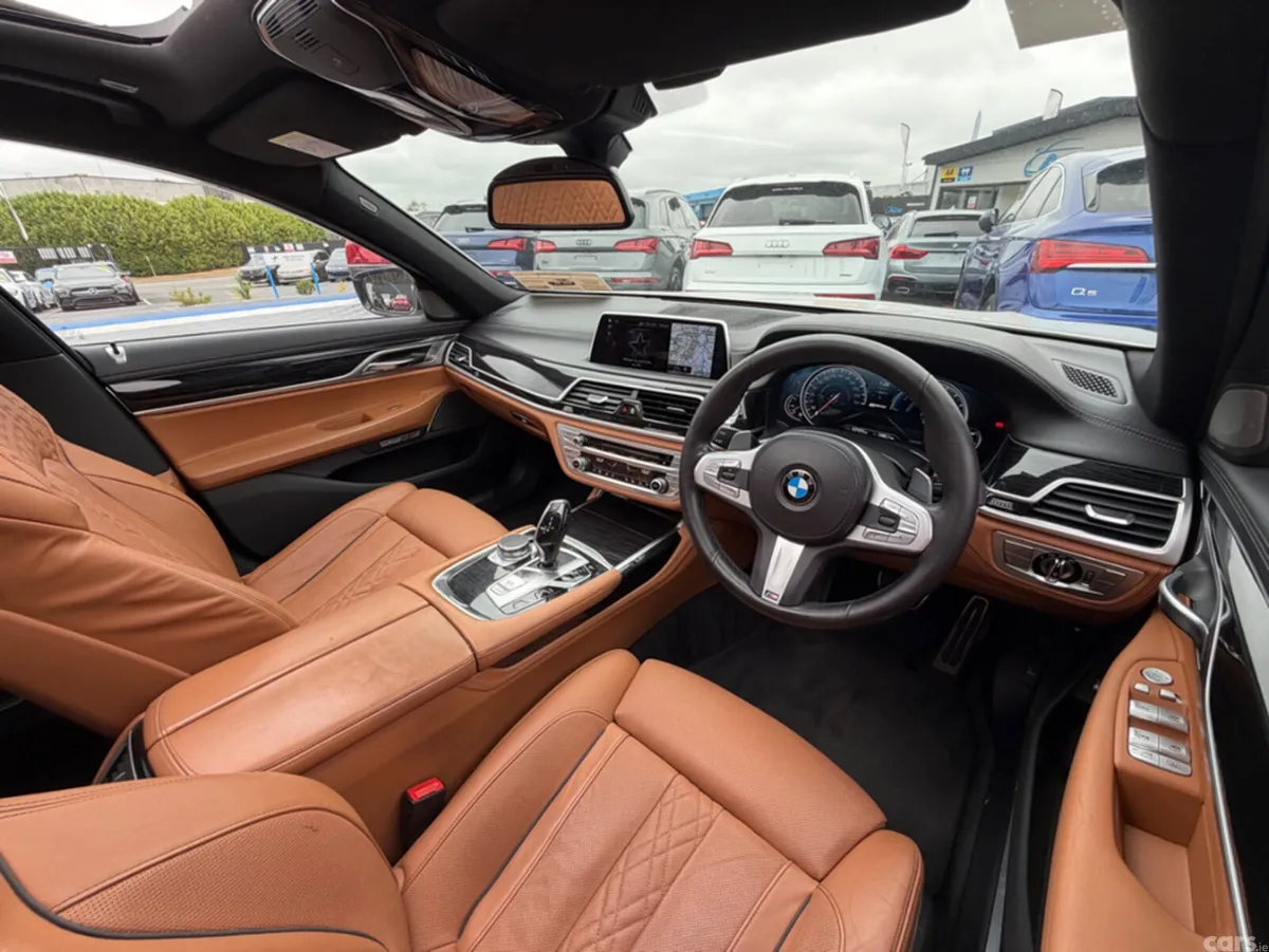 BMW 7-Series Saloon, Petrol Plug-in Hybrid, 2018, White