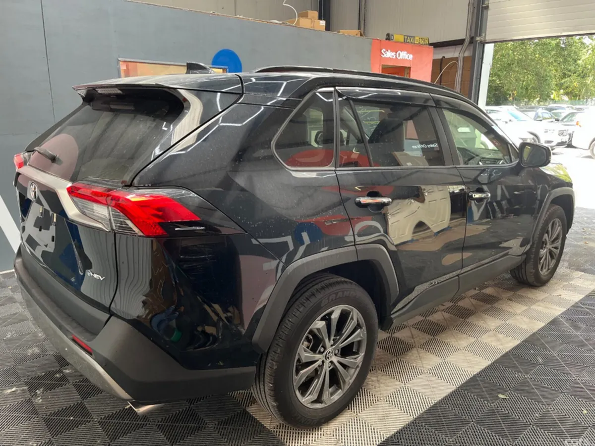 Toyota RAV4 SUV, Petrol Hybrid, 2025, Black