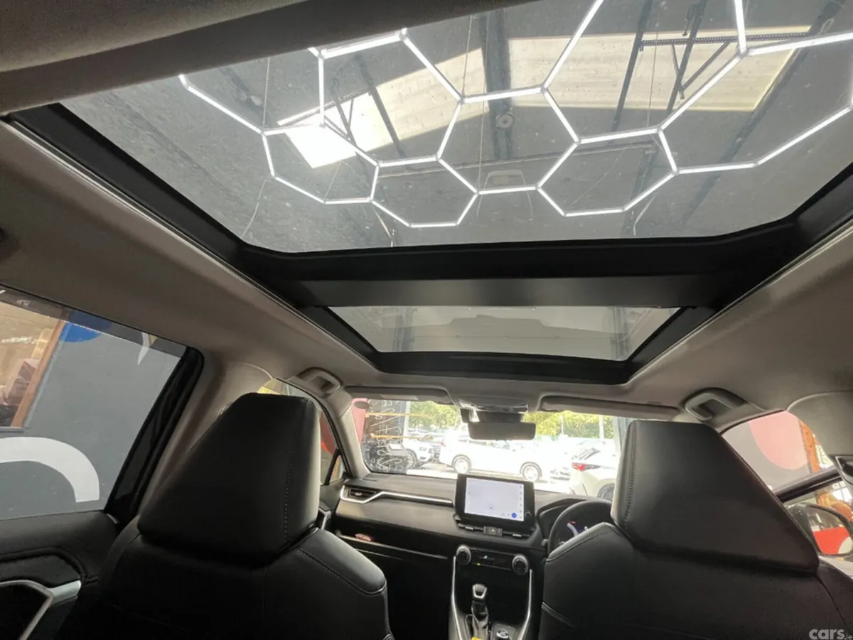 Toyota RAV4 SUV, Petrol Hybrid, 2025, Black