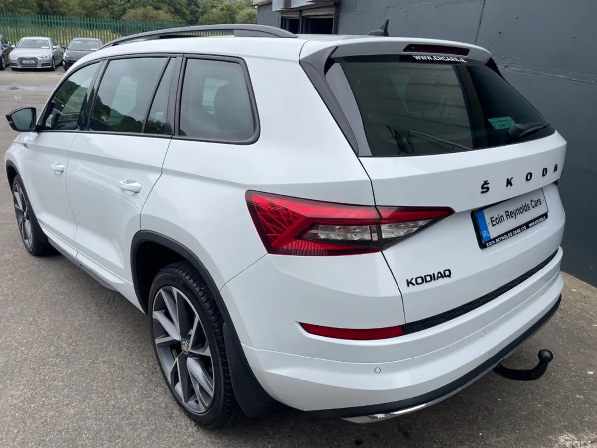 Skoda Kodiaq Estate, Diesel, 2021, White