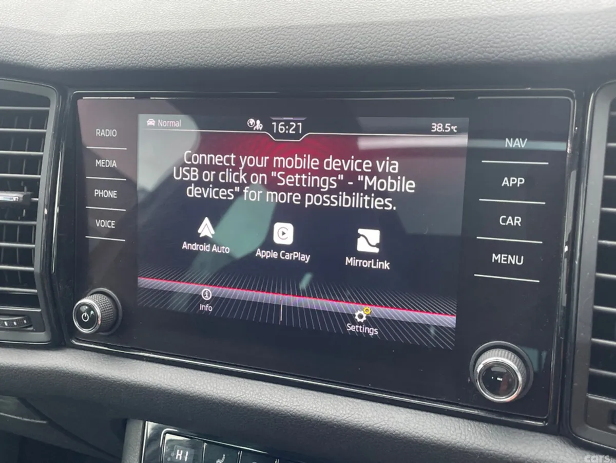 Skoda Kodiaq Estate, Diesel, 2021, White